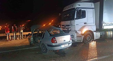 Kırıkkale'de tır ile otomobil çarpıştı: 6 yaralı