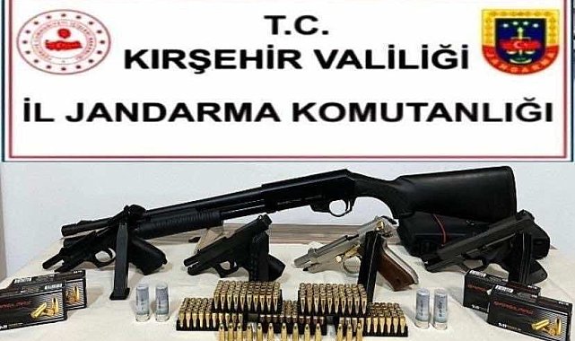 Kırşehir'de ruhsatsız silah operasyonu