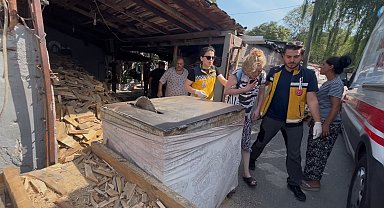 Kışlık yakacak derdine düşen kadının talihsiz anı: Diskten fırlayan tahta parçası yüzünden yaraladı