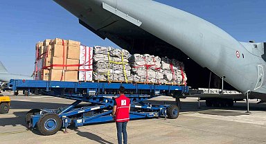 Kızılay'dan Afganistan'a binden fazla kişiye yetecek kadar gıda ve hijyen kolisi