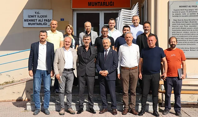 Kocaeli İzmit'te mahalle ziyaretleri sürüyor