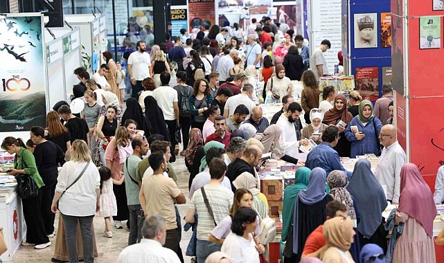 Kocaeli Kitap Fuarı'nda "ebeveynle kitap okuma" rekoru denenecek