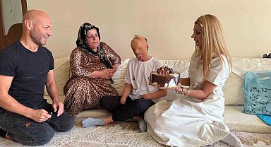 Kocaeli'nden Yüksekova'ya sevgi seli: Zeynep öğretmen, özel gereksinimli çocuğun hayatına dokundu