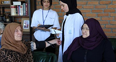 Kocaeli'nin 'çınarları' bu merkezi çok sevdi