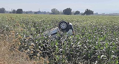 Kontrolden çıkan araç takla atıp tarlaya uçtu: 1 yaralı