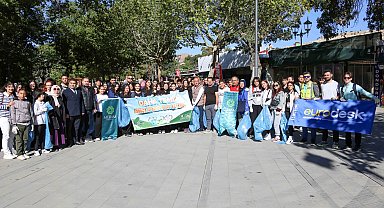 Konya Meram'da çevre farkındalığı yürüyüşü