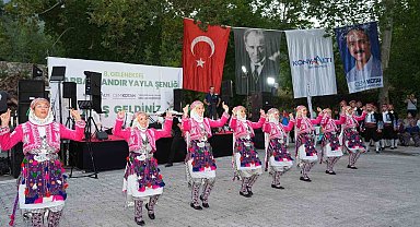 Konyaaltı Halk Oyunları Topluluğu yeni üyelerini arıyor