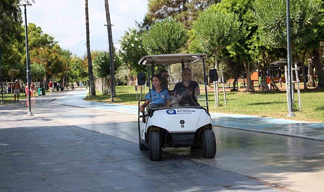 Konyaaltı Sahili'nde çöp atana ceza geliyor
