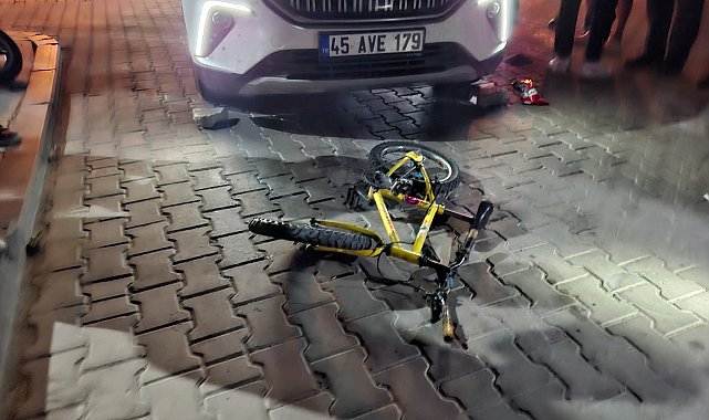 Kula'da otomobil ile bisiklet çarpıştı: 11 yaşındaki çocuk ağır yaralandı