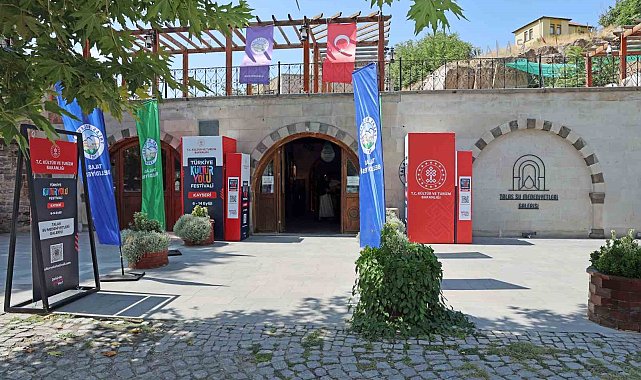 Kültür Yolu Festivali'nde Talas'ta 'Şifaya Açılan Kapılar' sergisi