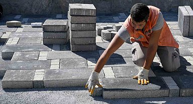 Kuşadası Belediyesi'nden Kadınlar Denizi'ne yeni bir park daha
