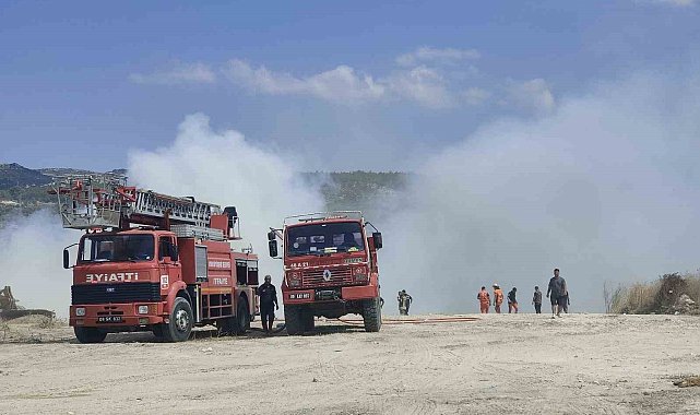 Kuşadası'nda hafriyat ve moloz döküm alanında çıkan yangın kontrol altında alındı