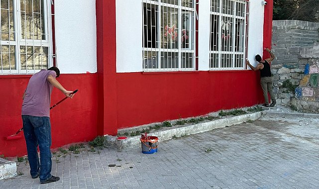 Kuşadası'nda okullar Denetimli Serbestlik iş birliğiyle yenilendi