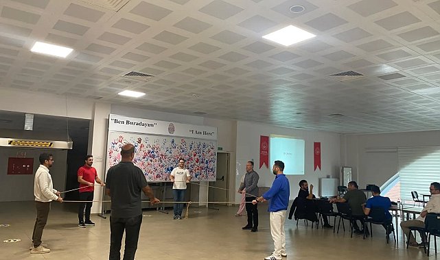 Kütahya MEM personeline, "Afet ve Acil Durumlarda Psikososyal Destek Farkındalık" başlıklı eğitim