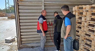 Kütahya'da ahşap palet üretimi yapan işletmeler denetlendi