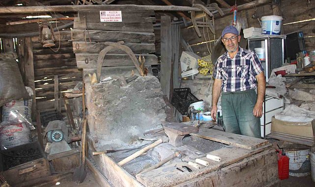 Kuzca'da 200 yıllık bıçak geleneği teknolojiye direniyor