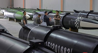 Kuzey Kore lideri Kim Jong-Un, yeni füze fabrikasını denetledi