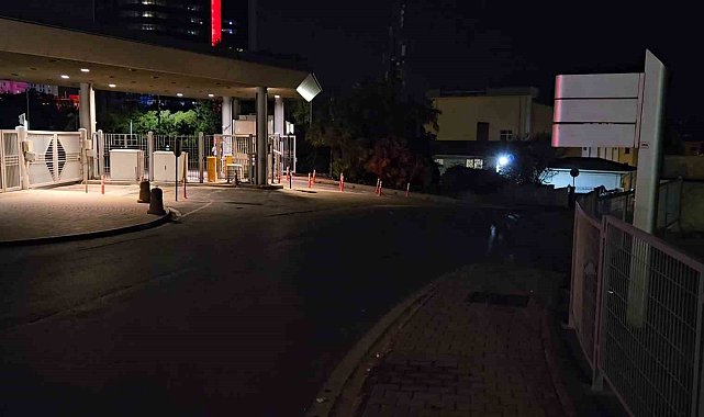 Levent'te özel banka güvenlik görevlisi 2 arkadaşını kazayla vurdu: 2 yaralı