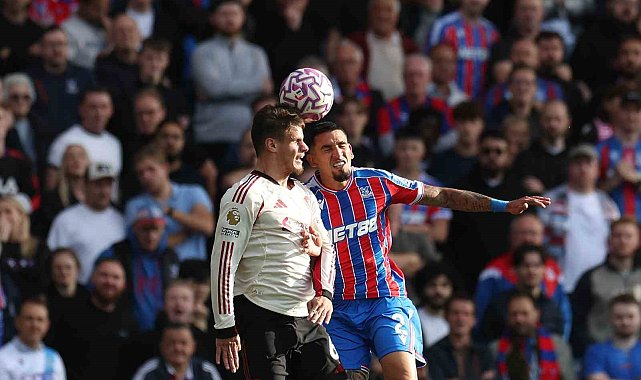 Liverpool, Premier Lig'de ilk kez mağlup oldu