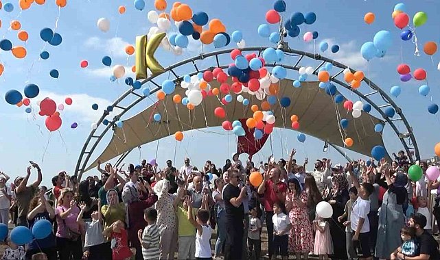 Lösemiyi yenen Kağan için gökyüzüne yüzlerce balon bıraktılar