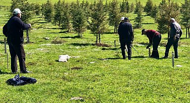 Mahalle halkı imece usulü gölet yaptı