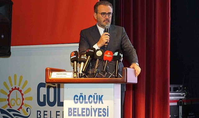 Mahir Ünal'dan Kocaeli'nin kültür ve sanat hayatına övgü: "Ciddi ilerleme var"