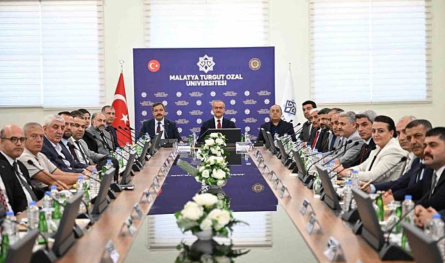 Malatya Valisi Yavuz: "MTÜ, akademik çalışmaları ve uluslararası listelerdeki yeriyle dikkat çekmektedir"