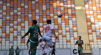 Malatya Yeşilyurtspor, Yeni Malatyaspor'u 5-0 mağlup ederek tur atladı