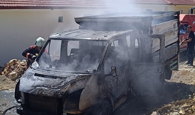 Malatya'da şantiyede araç yangını