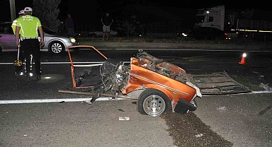 Manisa'da feci kaza: 5 ölü, 6 yaralı