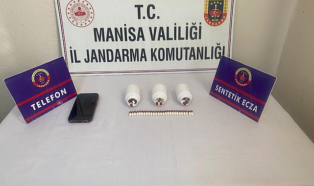 Manisa'da uyuşturucu operasyonu: 2 gözaltı