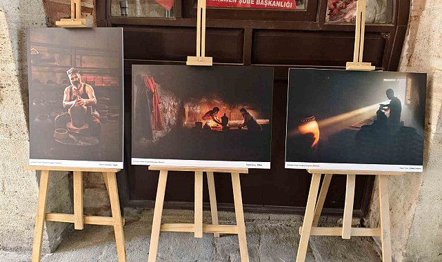 Manisalı fotoğrafçılar Menemen'de ödüllerini aldı