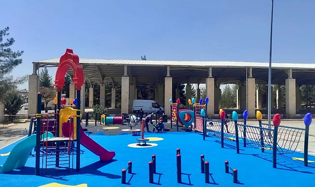 Mardin Midyat'ta yerel yönetimden mahallelere modern parklar