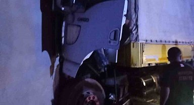 Mardin'de kontrolden çıkan tır eve daldı: 1 ağır yaralı