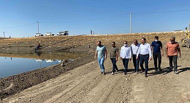Mardin'de kuruyan gölette temizlik ve ıslah çalışması