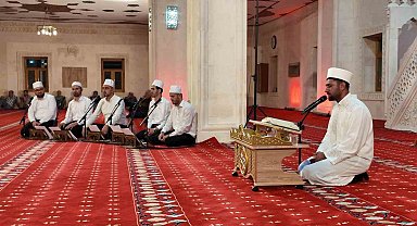 Mardin'de Mevlid Kandili'nde camiler doldu taştı