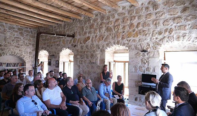 Mardin'de "Mor Dimet etkinliği ve Turizm Çalıştayı"
