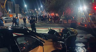 Mardin'de seyir halindeyken otomobil alev aldı