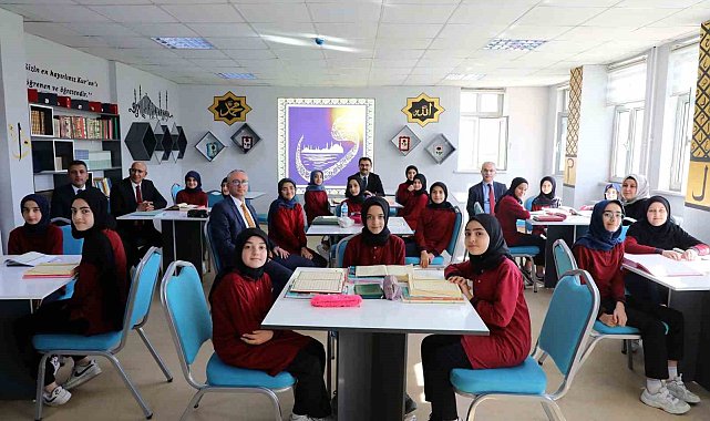 MEB Din Öğretimi Genel Müdürü Dr. Ahmet İşleyen Ağrı'da