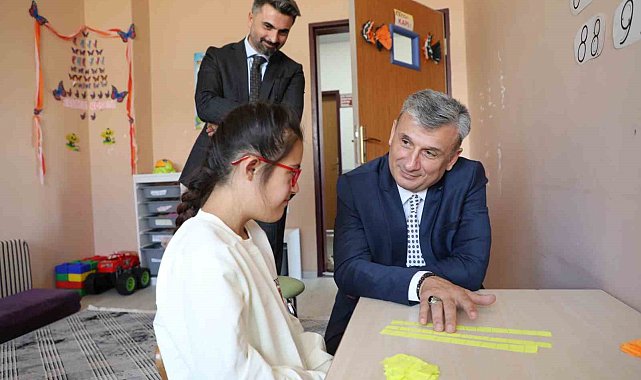 MEB Özel Öğretim Kurumları Genel Müdürü Güner Ağrı'da ziyaretlerde bulundu