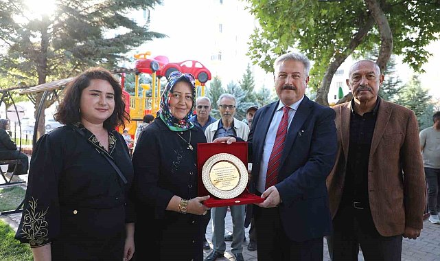 Melikgazi Belediyesi, Bahçelievler Mahallesi'ndeki parkı yenileyerek yaşam alanına dönüştürdü