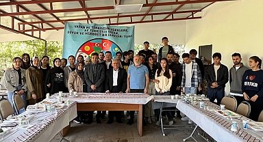 Memduh Büyükkılıç Türk Dünyası gençleriyle buluştu