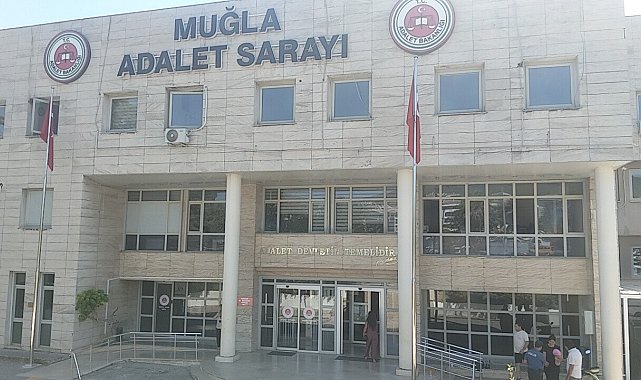 Menteşe Belediye Başkanı Aras'ın ananesinin evine saldıran şüpheliler adliyeye sevk edildi