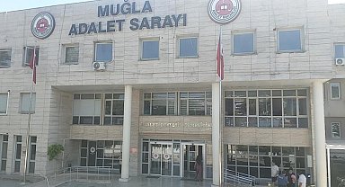 Menteşe Belediye Başkanı Aras'ın anneanesinin evine saldıran şüpheliler tutuklandı