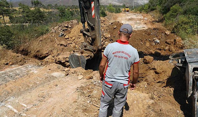 Menteşe'de yol çalışmalarıyla ulaşım güvenliği artıyor