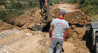 Menteşe'de yol çalışmalarıyla ulaşım güvenliği artıyor