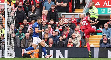 Merseyside derbisinde kazanan Liverpool