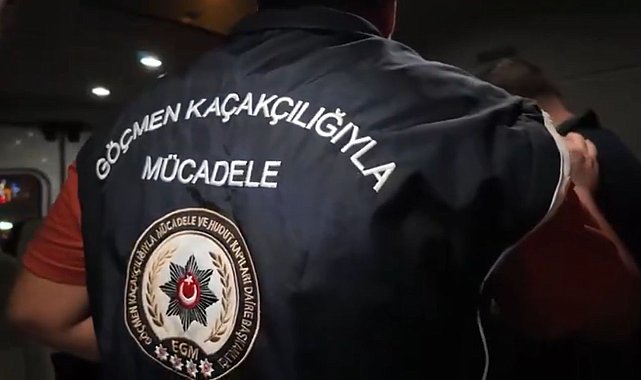 Mersin'de 12 düzensiz göçmen yakalandı