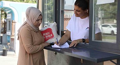 Mersin'de 'El Bebek Gül Bebek' projesi ile ailelere 53 bin 113 paket destek sağlandı