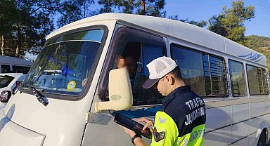 Mersin'de jandarmadan okul servislerinde sıkı denetim